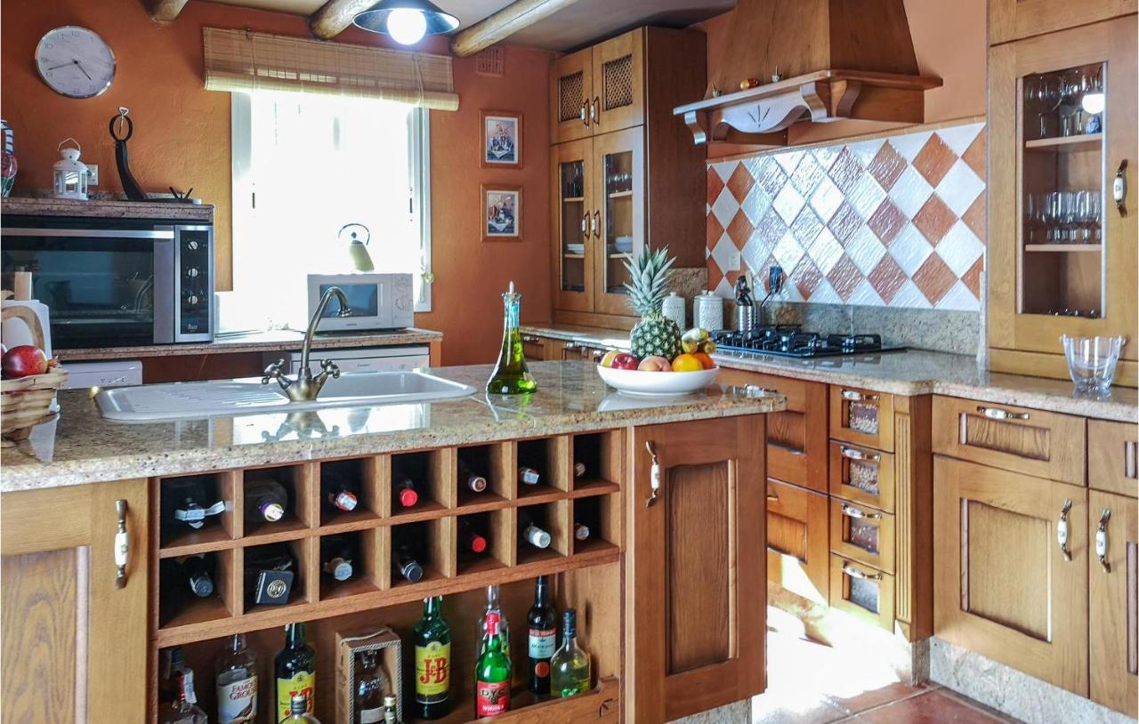Awesome Home In Algatocín Екстериор снимка