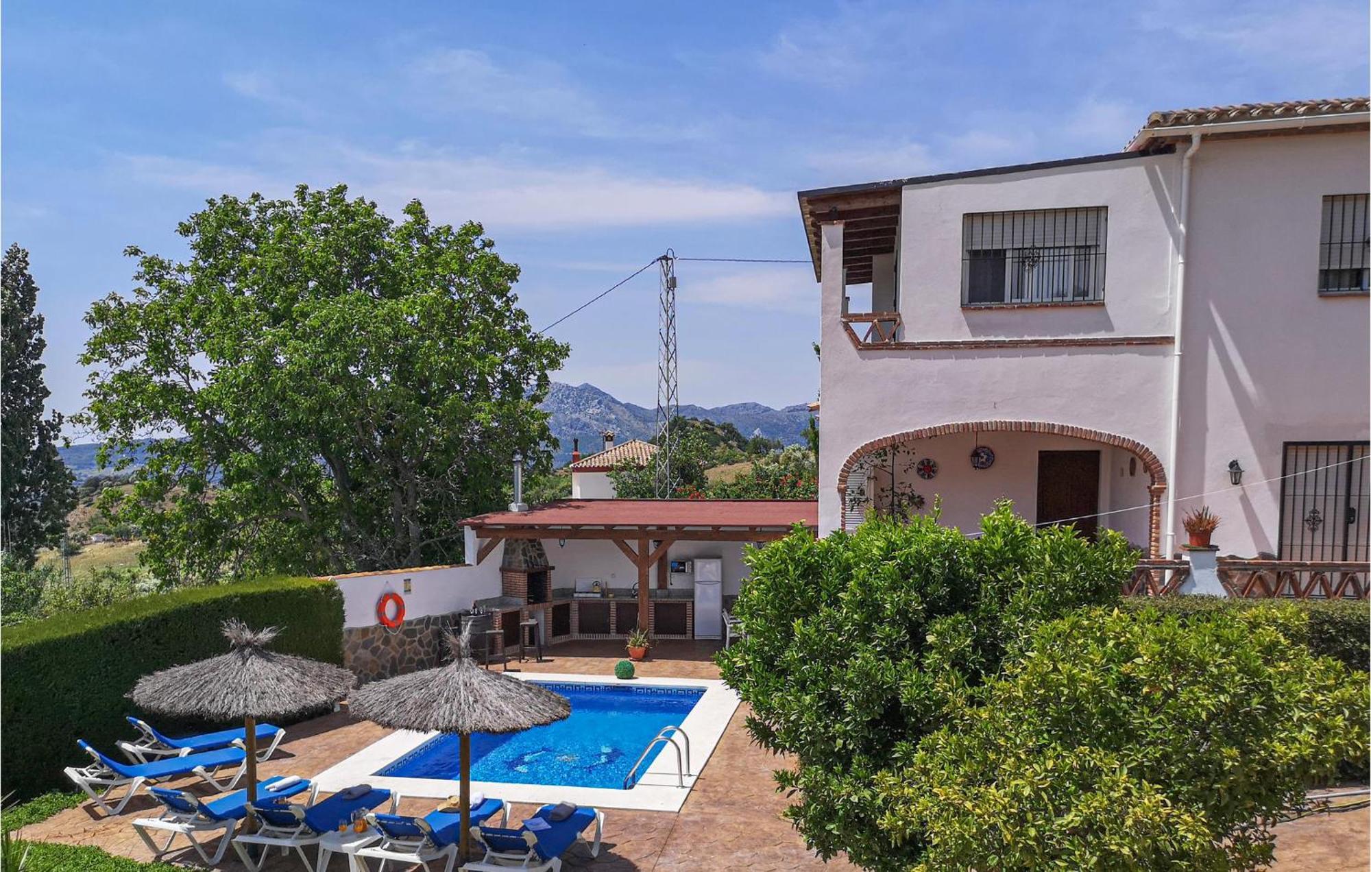 Awesome Home In Algatocín Екстериор снимка