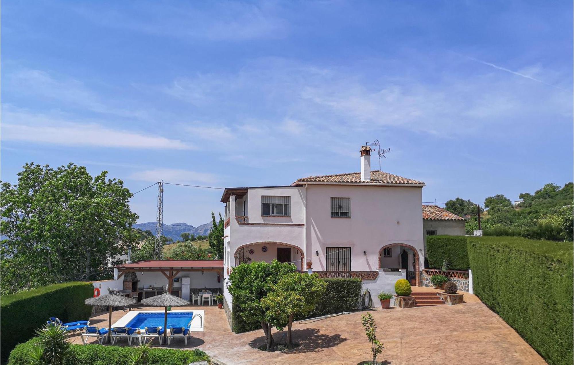 Awesome Home In Algatocín Екстериор снимка